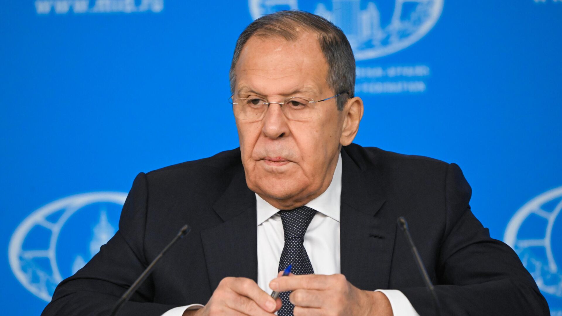 Lavrov: Russia won't accept NATO presence on Ukrainian lands