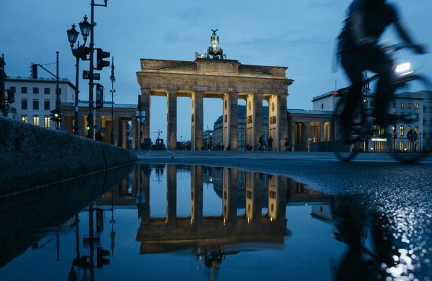 Protesta en Berlín contra el aumento del gasto en defensa