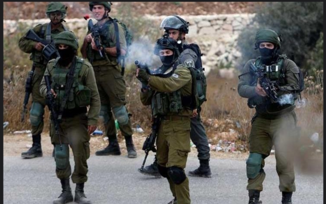 Palestinian injured by enemy bullets in Shweika suburbTulkarm,six suffocation in Beita
