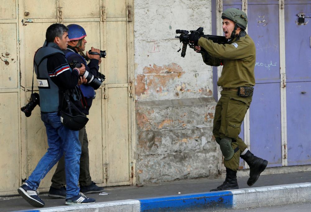 Le Club des prisonniers palestiniens : 51 journalistes sont prisonniers dans les prisons de l'ennemi sioniste (‘israélien’)