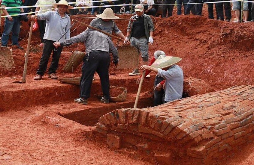 China: Seltenes Grab einer Frau entdeckt, die vor 2.200 Jahren lebte