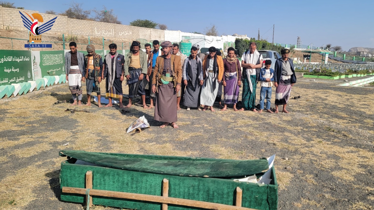 Taiz: Funeral del mártir Malik Al-Hashemi en el distrito de Al-Taiz