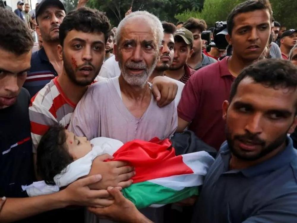 Un mártir y 61 heridos llegaron a los hospitales de Gaza en 24 horas