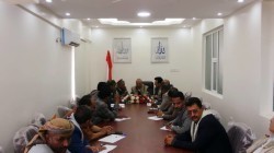 Une réunion dirigée par Al-Junaid discute des projets de services et de développement à Taiz