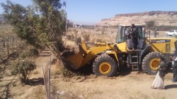 1ère  campagne d'arrachage des arbres de qat lancée dans le district de Bani Hushaish à Sanaa