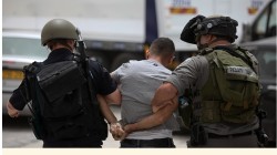 الاحتلال يعتقل 17 فلسطينيا من الضفة وعشرات المستوطنين يقتحمون 