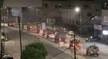 العدو الإسرائيلي يعتقل والد أحد منفذي عملية 