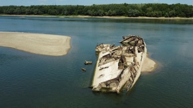 Les autorités serbes cherchent à récupérer le navire de guerre nazi coulé dans le Danube