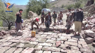 Gemeinschaftsinitiative zum Straßenbau im Bezirk Al-Haymah Al-Dakhiliyah in Sana'a