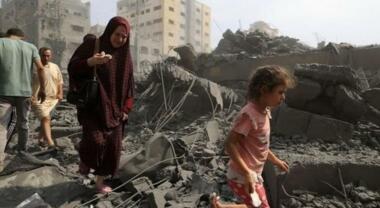 Märtyrer und Verwundete bei zionistischen Überfällen auf Gaza und Khan Yunis