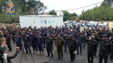 إدارة أمن المحويت تنظم وقفة تضامناً مع فلسطين وإحياء ذكرى الصرخة