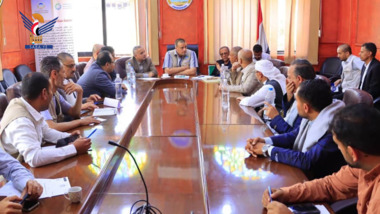 Una reunión en la Autoridad de Normas de Yemen aborda los problemas que enfrenta el sector aurífero