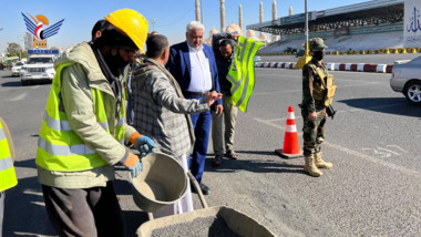 وزير النقل والأشغال يطلع على أعمال الترميمات الاسفلتية بميدان السبعين 