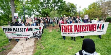 Les étudiants universitaires américains poursuivent leurs manifestations contre la poursuite de l'agression sioniste contre Gaza