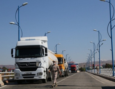 نمو حجم التبادل التجاري الإيراني مع دول الجوار بنسبة 14.4% خلال العام الماضي