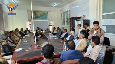 تفقد سير العمل بمكتب الهيئة العامة للأراضي بمحافظة صنعاء 