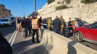 استشهاد شابين فلسطينيين واصابة اخر برصاص العدو الصهيوني شرق القدس المحتلة