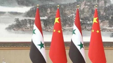 بكين تطالب واشنطن بالتوقف عن نهب موارد سوريا وتعويض الشعب السوري