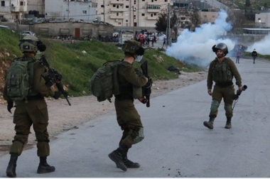 یک کودک فلسطینی در درگیری با دشمن در بیت دجان بر اثر اصابت گلوله مجروح شد