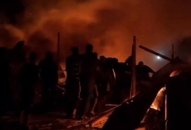 الإعلامي الحكومي بغزة: أكثر من 30 شهيدا في مجزرة رفح
