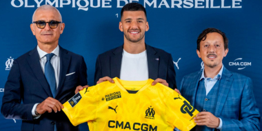 Argentine goalkeeper Rulli signs with French club Marseille from Ajax