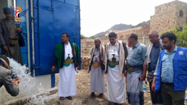 Ouverture d'un projet d'eau dans le sous-district de Mikhlaf à Taiz