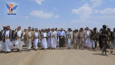 Le président Al-Mashat rencontre les tribus et les cheikhs de Saada