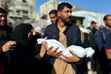 Britischer Autor: Europäische „hohe Ton“ in Bezug auf Tragödie im Gazastreifen ist nichts weiter als eine Farce, und Ziel besteht darin, „Zeit zu gewinnen, um das Völkermordprojekt abzuschließen.“