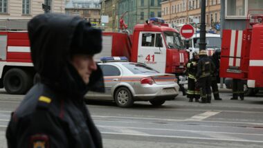 Drohnenangriff verursacht Brand in einer Infrastruktureinrichtung in der russischen Region Oryol