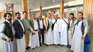 وزير النقل: تفويج أكثر من 2500 حاج عبر مطار صنعاء الدولي