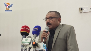 انعقاد المؤتمر الأول لمناقشة مشاريع تخرج طلاب كلية الطب البيطري بجامعة صنعاء