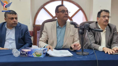 المالية والضرائب يدشنان أعمال لجان مراجعة نظام الخصم والإضافة في وحدات الخدمة العامة