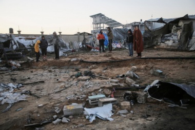 اليوم الـ456 من العدوان على غزة: شهداء بالعشرات وعدد كبير من الجرحى في قصف طائرات العدو الصهيوني