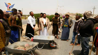 Le travail de la campagne d'hygiène dans le district de Bani Hushaeesh inspecté