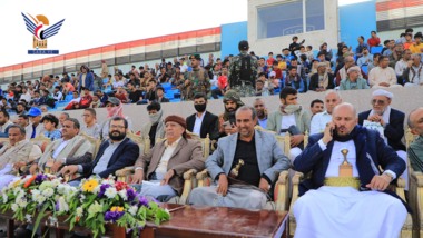 رئيس الوزراء يحضر مباراة وحدة صنعاء وشعب حضرموت على كأس 'ذكرى التأسيس'