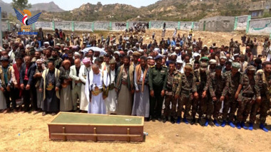 Beerdigung des Märtyrers Issam Al-Shawish im Distrikt Al-Jabin, in Raymah