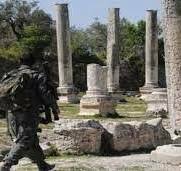  نابلس قوات العدو الصهيوني تقتحم المنطقة الآثرية في سبسطية شمال غرب نابلس
