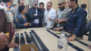وزراء في حكومة التغيير والبناء يطّلعون على سير تنفيذ مشروع الصناعات الجلدية