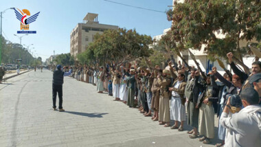 أبناء مديرية الثورة بأمانة العاصمة يعلنون النفير والجهوزية لمواجهة العدو