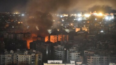 En el día 35 de la agresión... el enemigo sionista lanza violentos ataques en el suburbio de Beirut