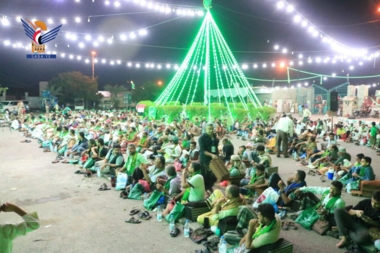 Amplio ambiente festivo en la Guardia del Mar Rojo, en honor y gloria del aniversario del cumpleaños del Profeta