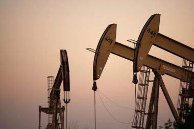 ​انخفاض أسعار النفط وسط مخاوف من الركود وضعف الاستهلاك