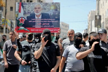 Las fuerzas de resistencia respondieron al asesinato de Haniyeh y Shukr... Responderemos de una manera digna de la sangre de nuestros mártires.