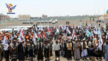 تعز ..عرض شعبي لقوات التعبئة العامة احتفاءً بالعيد العاشر لثورة 21 سبتمبر المجيدة