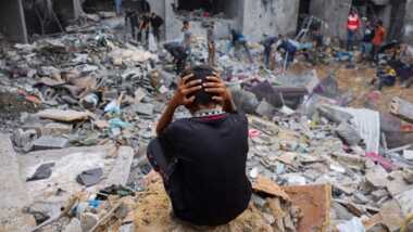 العدو الصهيوني يتربص بالنازحين الفلسطينيين في غزة لقتلهم تحت أي ذريعة