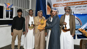 السلطة المحلية بشبوة تكرَم طلابها الخريجين من الجامعات بالعاصمة صنعاء