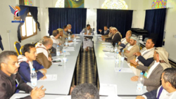 مناقشة سير تنفيذ مهام اللجنة الفرعية للدورات الصيفية بصنعاء