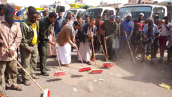 بدء تنفيذ حملة نظافة بمديريات طوق صنعاء استقبالا لعيد الاضحى