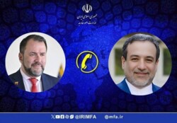 وزير الخارجية الفنزويلي: فنزویلا ستقف دائماً إلى جانب إیران