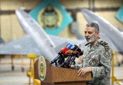 رئيس الأركان الإيراني: ترامب قرر بعدوانه على بلادنا منح نتنياهو تنفس اصطناعي